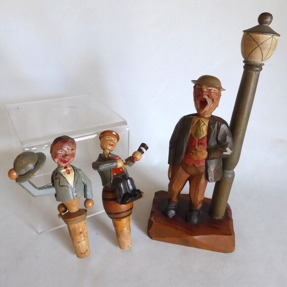 VINTAGE ANRI CARVED WOOD FIGURES STREET LAMP BAR TOOL SET ANIMATED CORKS LOT